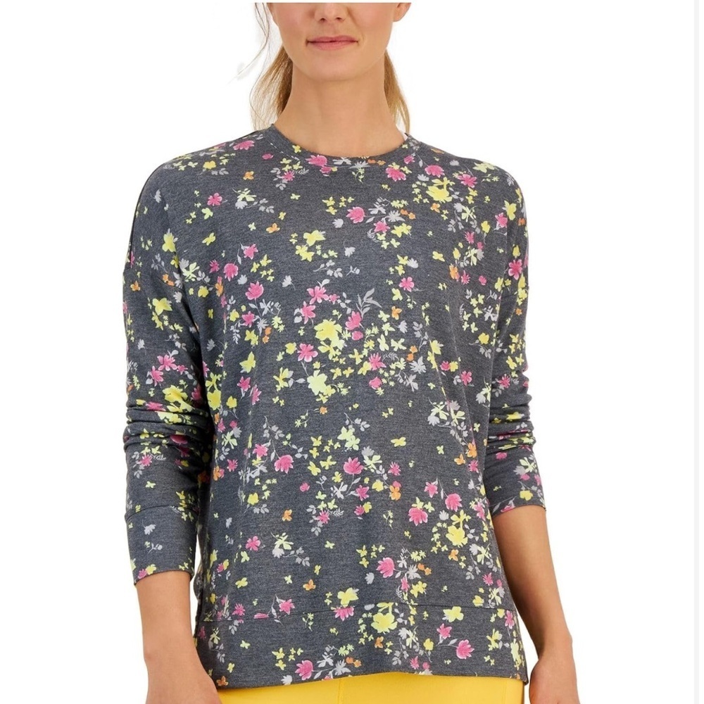 Women's Active Pansy Print Side Slit Relaxed Crewneck Sweatshirt